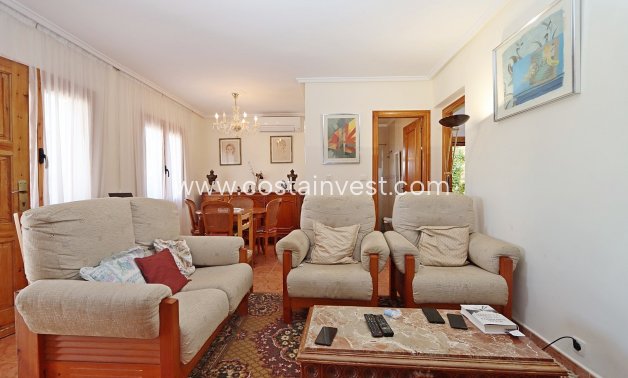 Resale - Semidetached Villa - Orihuela Costa - Playa Flamenca