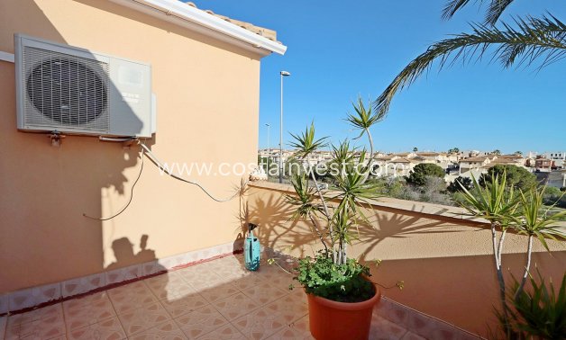 Resale - Semidetached Villa - Orihuela Costa - Playa Flamenca