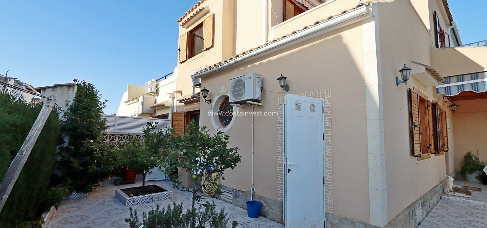 Resale - Semidetached Villa - Orihuela Costa - Playa Flamenca