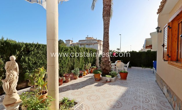 Resale - Semidetached Villa - Orihuela Costa - Playa Flamenca