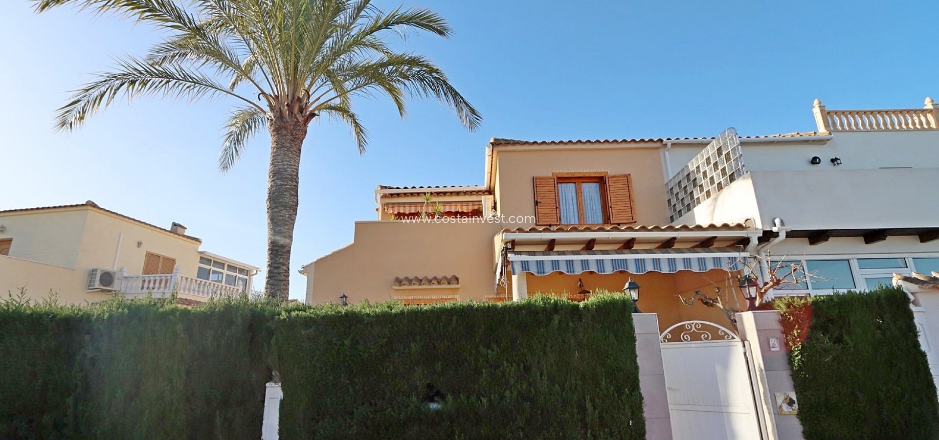 Resale - Semidetached Villa - Orihuela Costa - Playa Flamenca