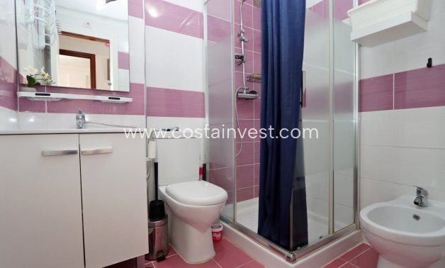 Herverkoop - Appartement - Torrevieja - Playa del Acequión