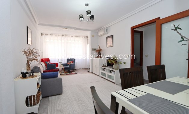 Herverkoop - Appartement - Torrevieja - Playa del Acequión