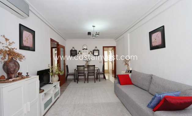 Herverkoop - Appartement - Torrevieja - Playa del Acequión