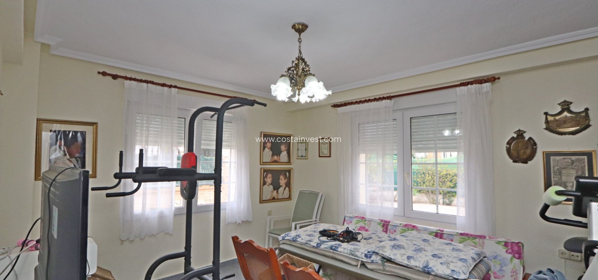 JÄLLEENMYYNTIKOHTEEMME - Omakotitalo - Orihuela Costa - Cabo Roig
