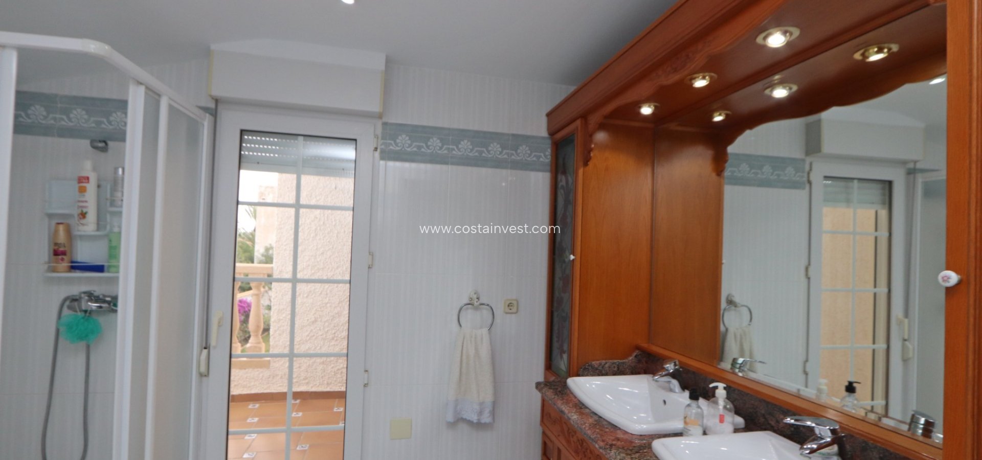 JÄLLEENMYYNTIKOHTEEMME - Omakotitalo - Orihuela Costa - Cabo Roig