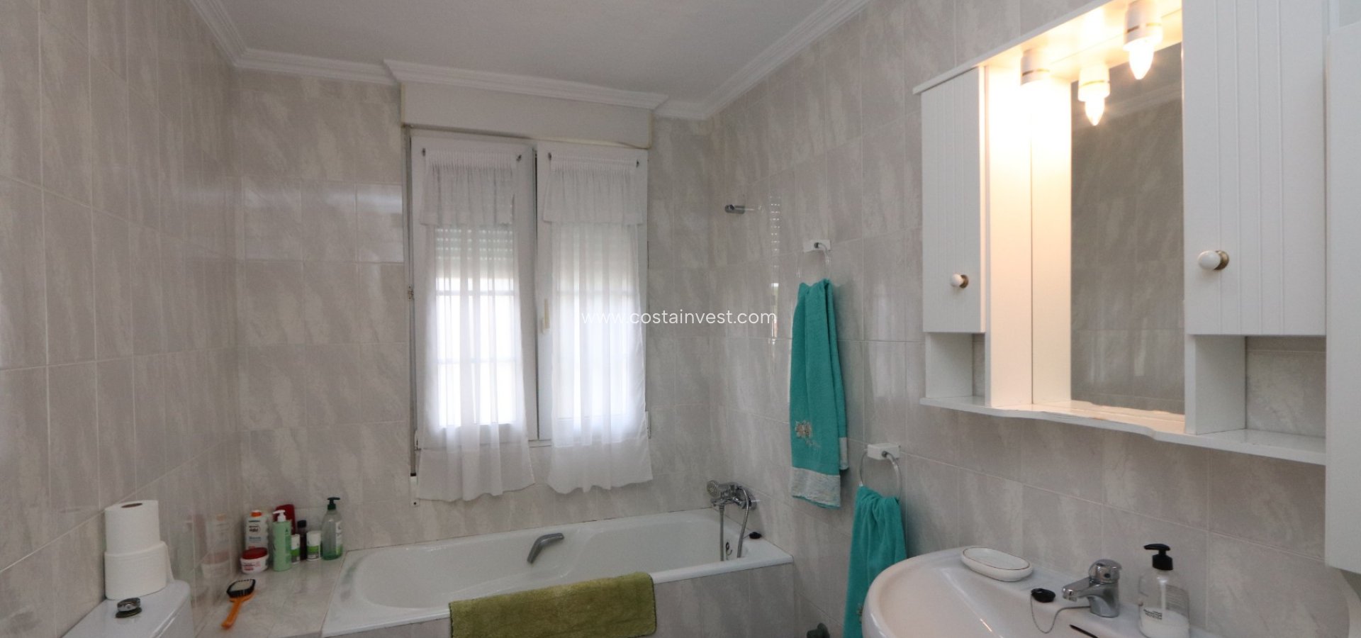 JÄLLEENMYYNTIKOHTEEMME - Omakotitalo - Orihuela Costa - Cabo Roig