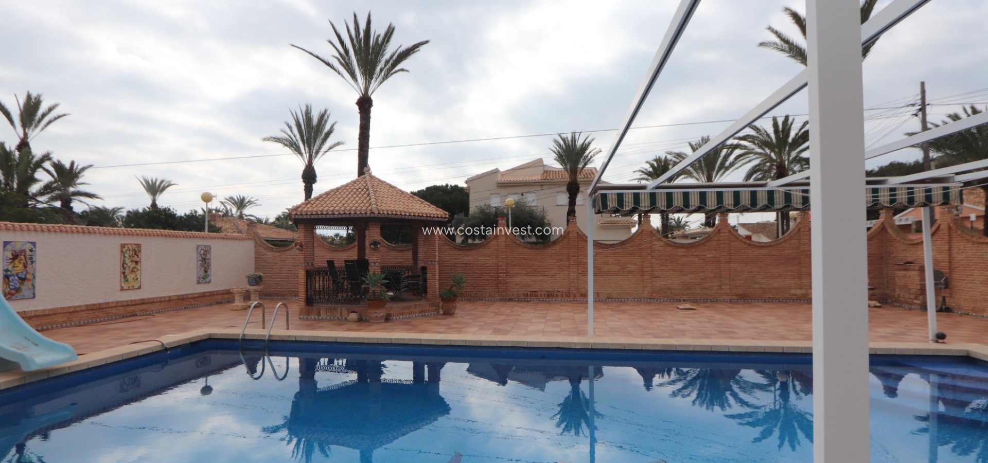 JÄLLEENMYYNTIKOHTEEMME - Omakotitalo - Orihuela Costa - Cabo Roig