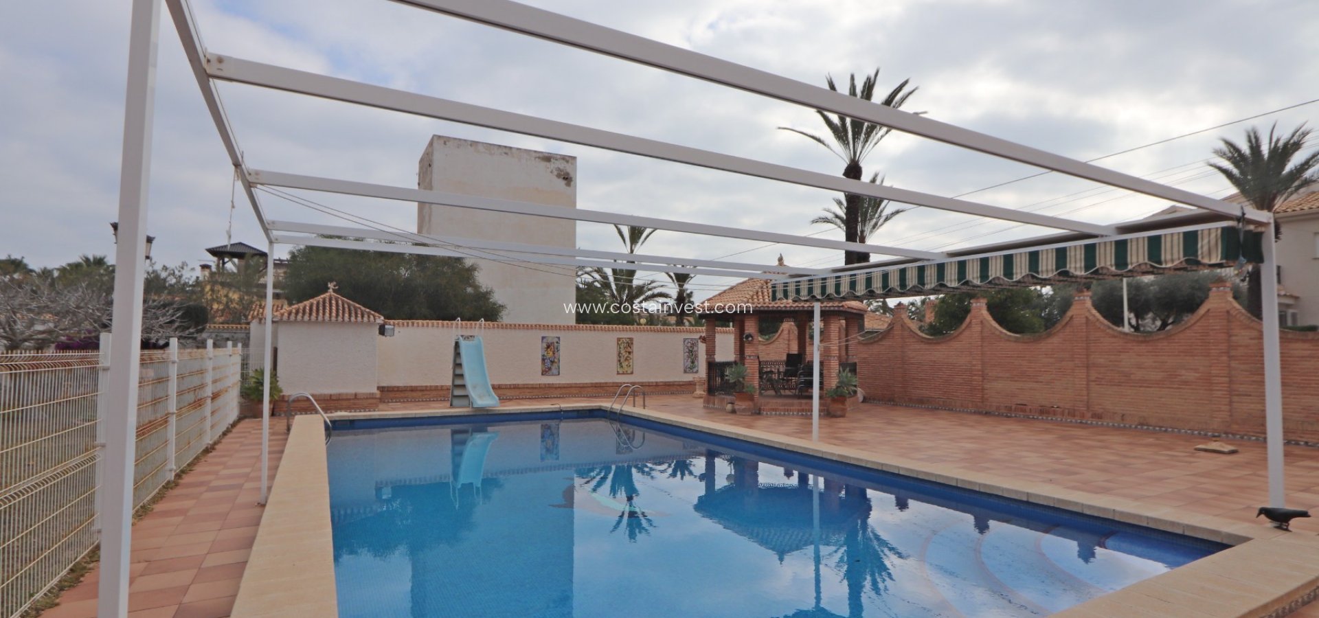 JÄLLEENMYYNTIKOHTEEMME - Omakotitalo - Orihuela Costa - Cabo Roig