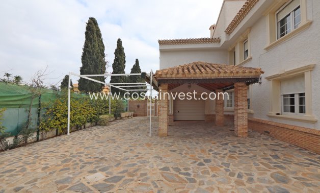 JÄLLEENMYYNTIKOHTEEMME - Omakotitalo - Orihuela Costa - Cabo Roig