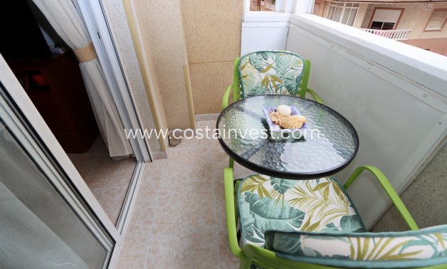 Resale - Apartment - Torrevieja - Playa de los Locos