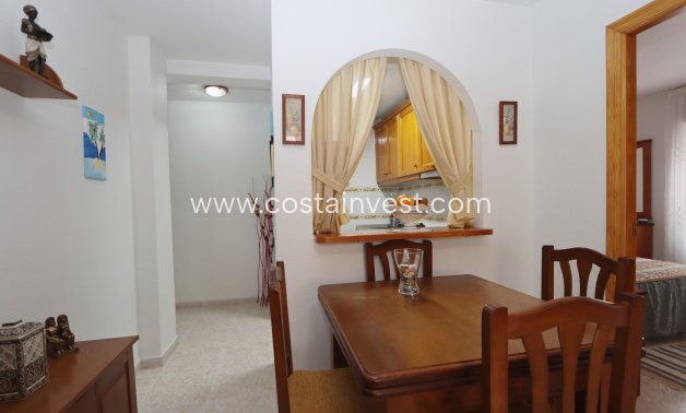 Resale - Apartment - Torrevieja - Playa de los Locos