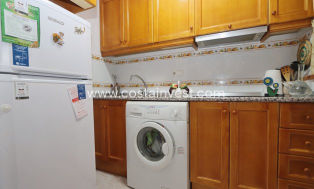 Resale - Apartment - Torrevieja - Playa de los Locos