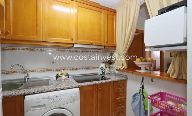 Resale - Apartment - Torrevieja - Playa de los Locos