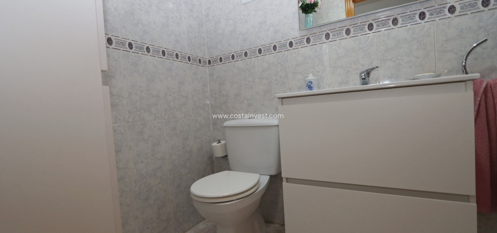 Resale - Apartment - Torrevieja - Playa de los Locos
