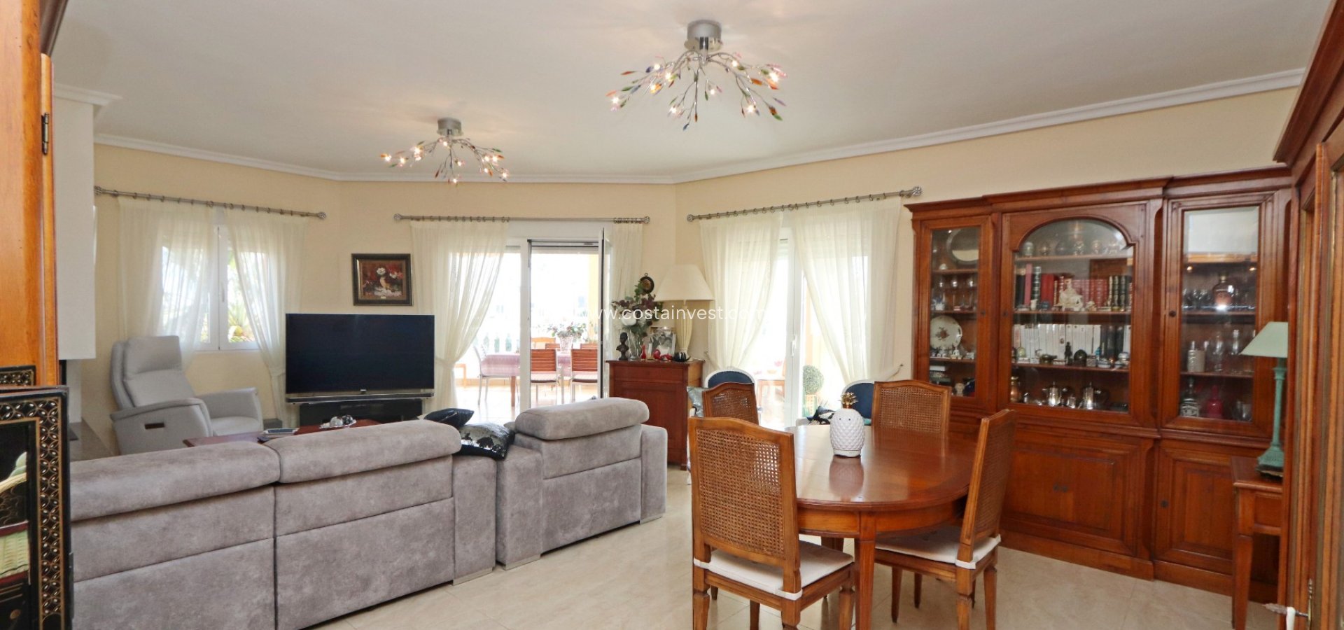 Resale - Villa - Orihuela Costa - Montezenia