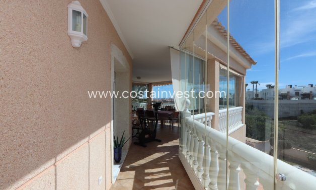 Resale - Villa - Orihuela Costa - Montezenia