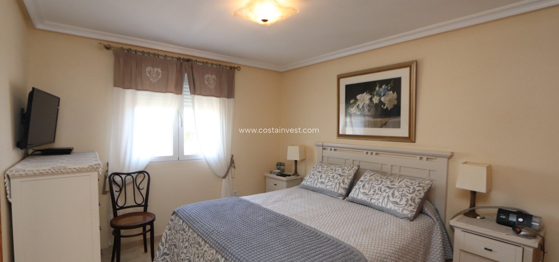 Resale - Villa - Orihuela Costa - Montezenia