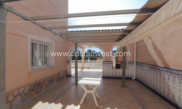 Resale - Villa - Orihuela Costa - Montezenia