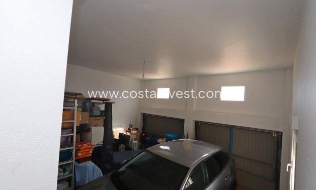 Resale - Villa - Orihuela Costa - Montezenia