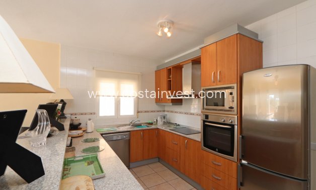 Resale - Villa - Orihuela Costa - Montezenia