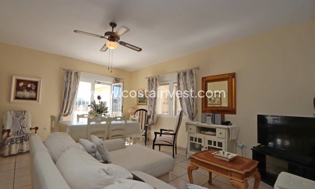 Resale - Villa - Orihuela Costa - Montezenia