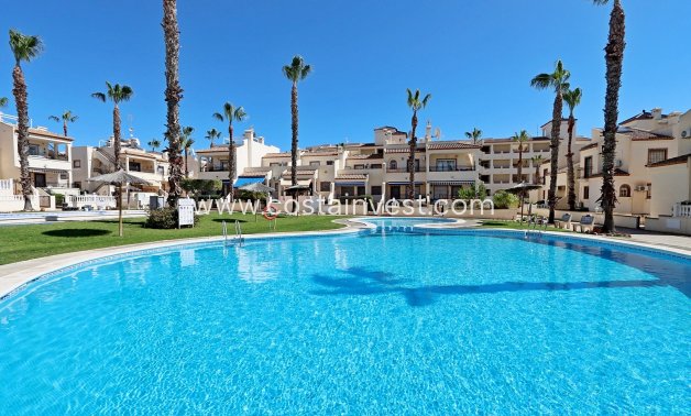 JÄLLEENMYYNTIKOHTEEMME - Huoneisto - Orihuela Costa - Playa Flamenca