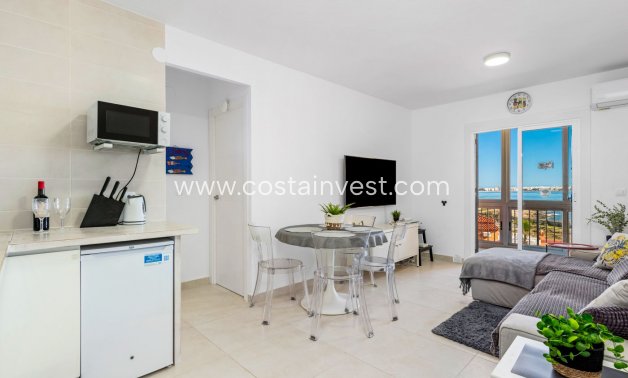 JÄLLEENMYYNTIKOHTEEMME - Huoneisto - Orihuela Costa - Punta Prima