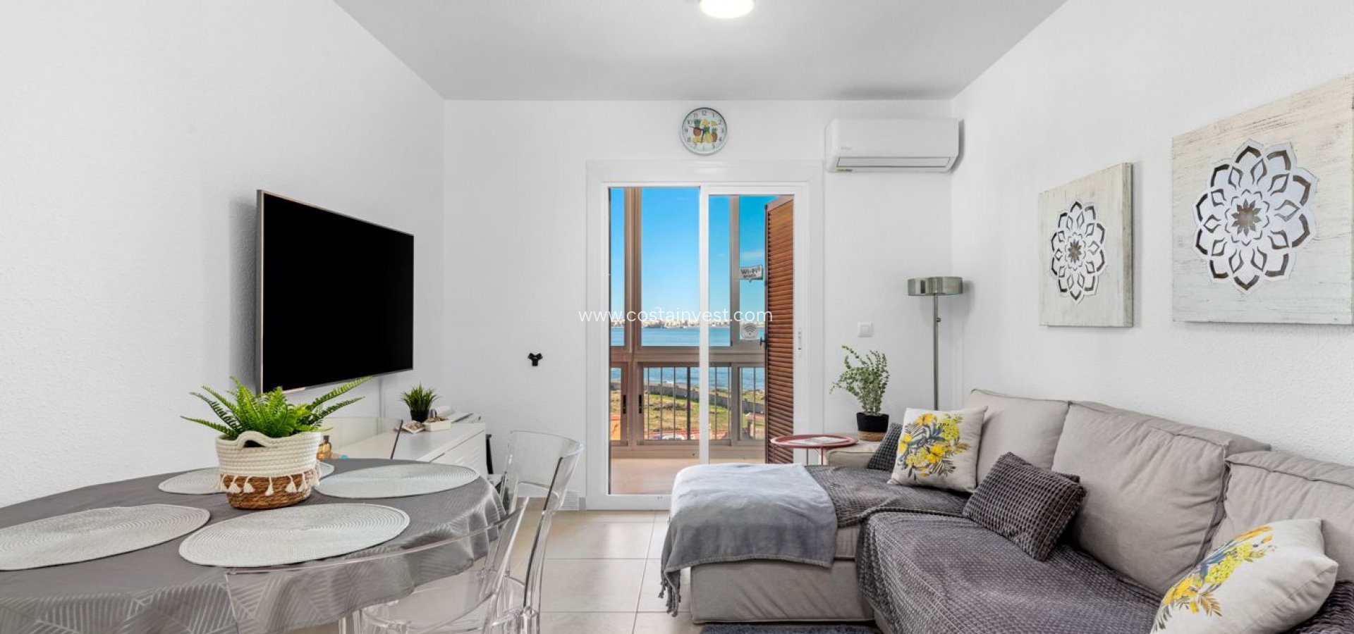 JÄLLEENMYYNTIKOHTEEMME - Huoneisto - Orihuela Costa - Punta Prima