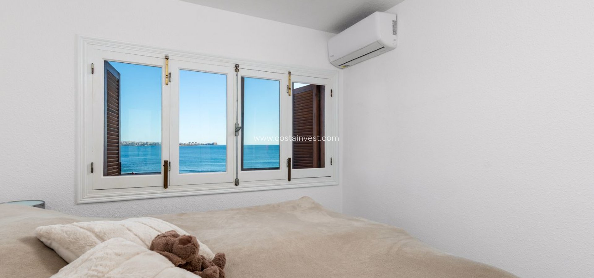JÄLLEENMYYNTIKOHTEEMME - Huoneisto - Orihuela Costa - Punta Prima