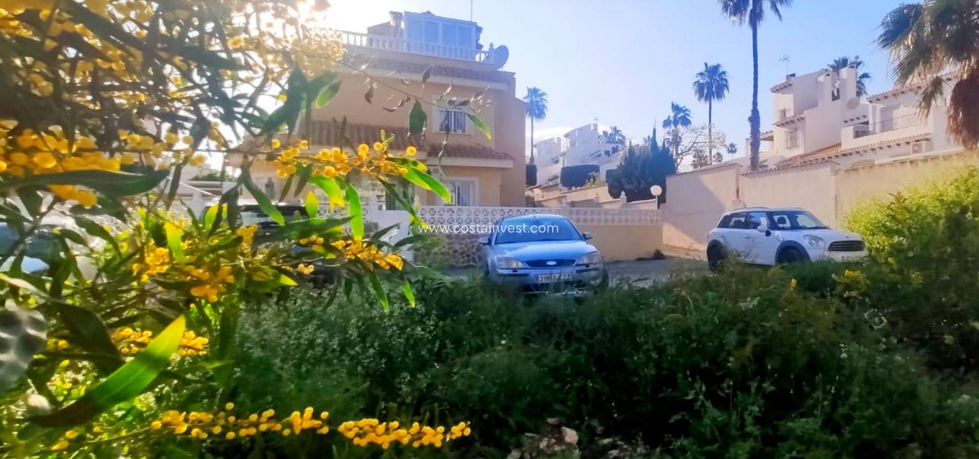 JÄLLEENMYYNTIKOHTEEMME - Rivitalo - Orihuela Costa - Villamartín
