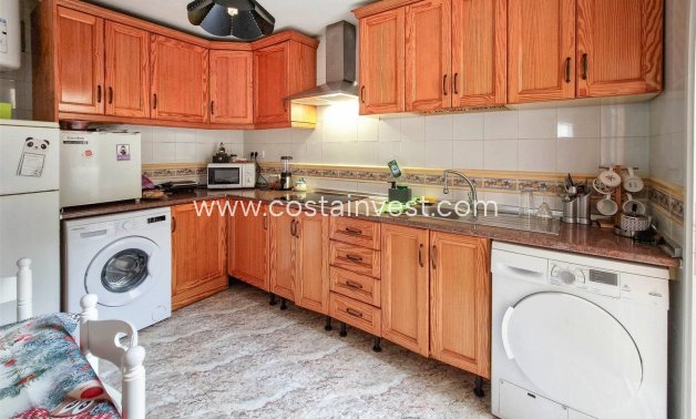 Resale - Ground floor apartment - Orihuela Costa - La Zenia