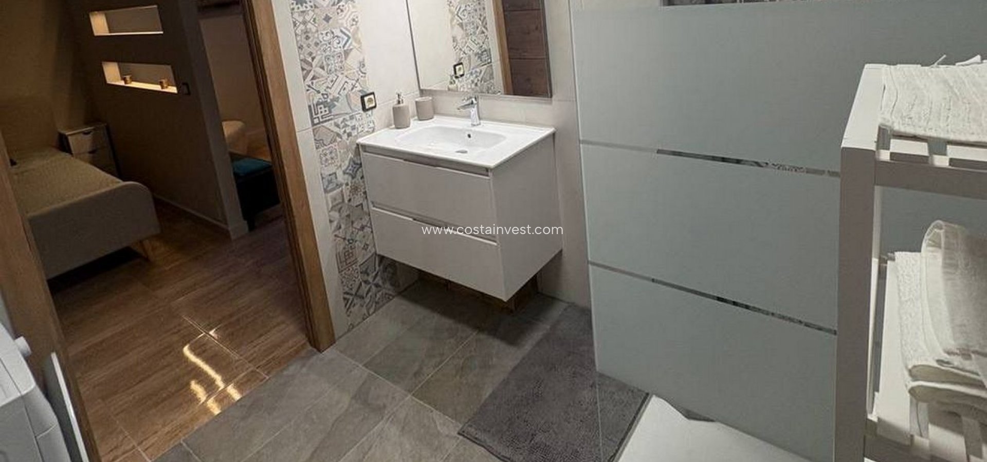 Resale - Apartment - Torrevieja - Playa de los Locos