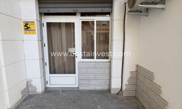 Resale - Apartment - Torrevieja - Playa de los Locos