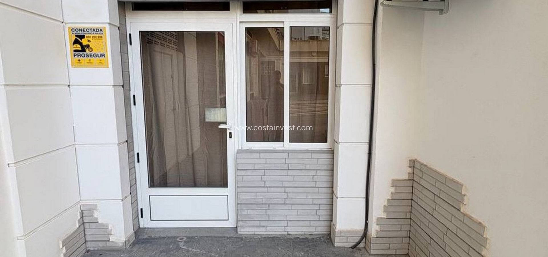 Resale - Apartment - Torrevieja - Playa de los Locos
