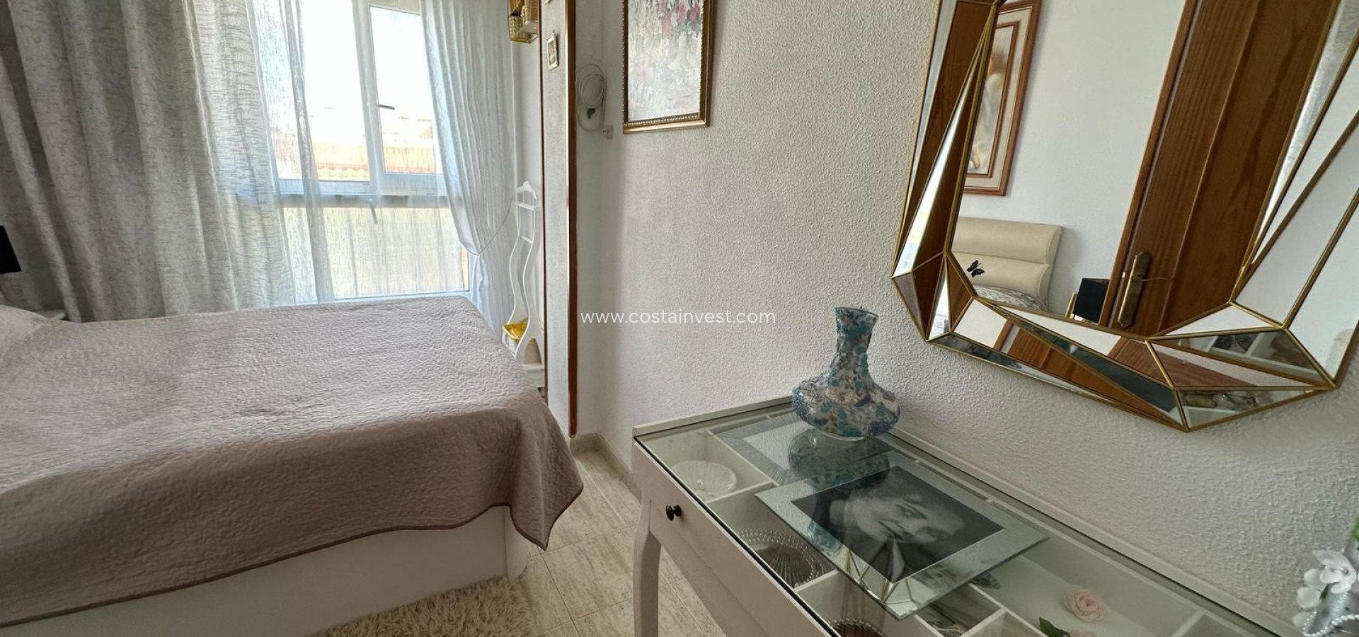 Resale - Apartment - Torrevieja - Playa de los Locos