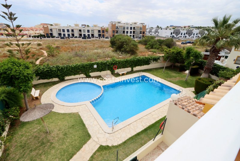Half vrijstaande villa - Herverkoop - Orihuela Costa - Playa Flamenca
