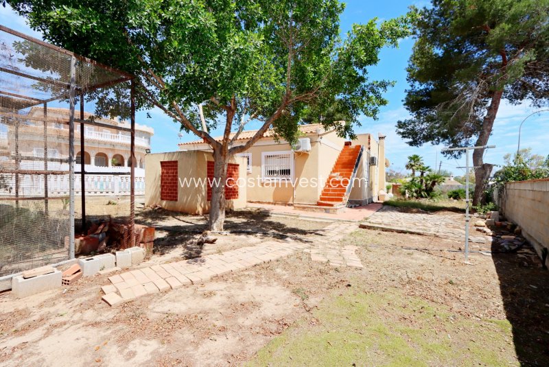 Vrijstaande villa - Herverkoop - Torrevieja - El Chaparral / La Siesta