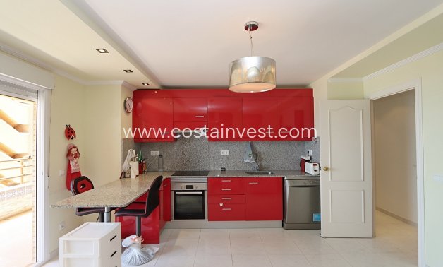 Resale - Apartment - Alicante - Arenales del Sol