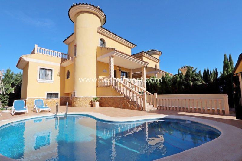 Villa - Resale - Orihuela Costa - Villamartín