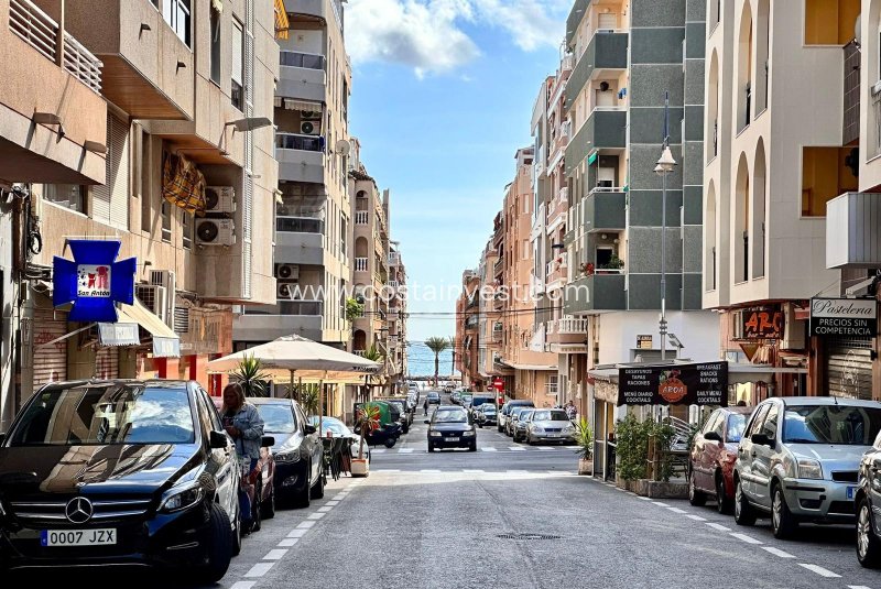 Apartamento - Reventa - Torrevieja - Playa del Cura