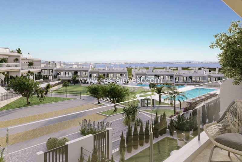 Planta baja en venta en Torrevieja zona Los Balcones