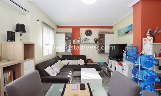 Resale - Semidetached Villa - Orihuela Costa - Playa Flamenca