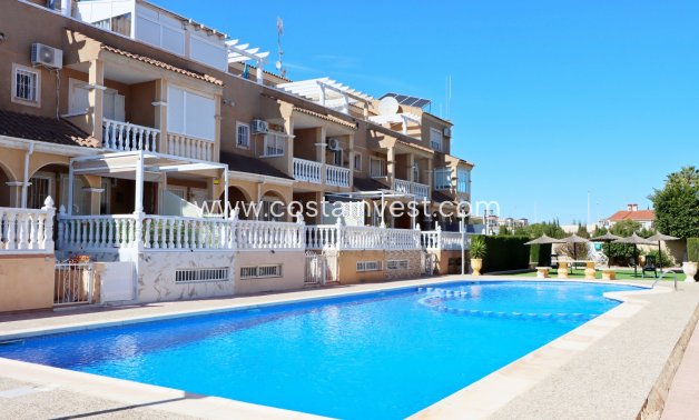 Resale - Townhouse - Orihuela Costa - Playa Flamenca