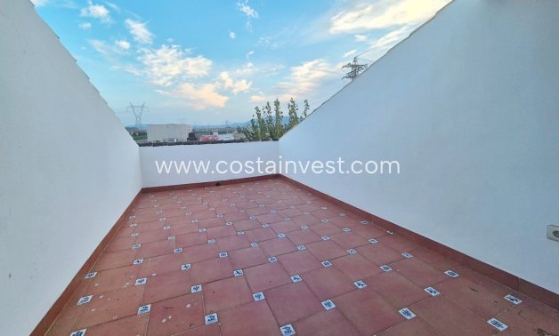 Resale - Finca - Orihuela
