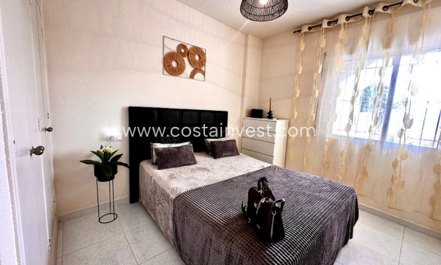 Resale - Ground floor apartment - Santiago de la Ribera