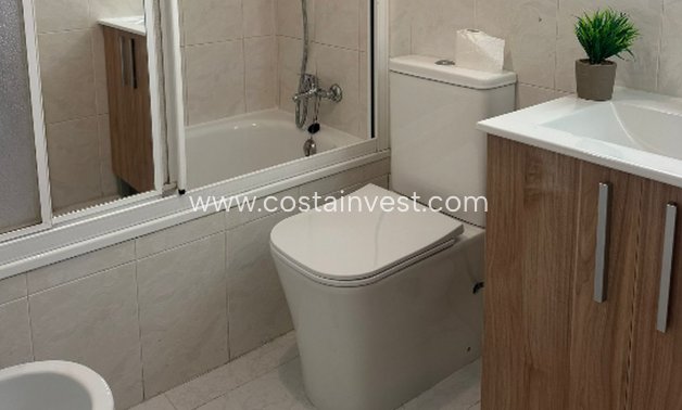 Resale - Ground floor apartment - Santiago de la Ribera