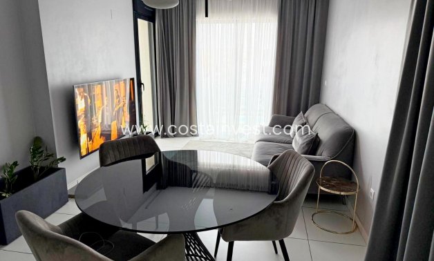 JÄLLEENMYYNTIKOHTEEMME - Huoneisto - Orihuela Costa - Villamartín