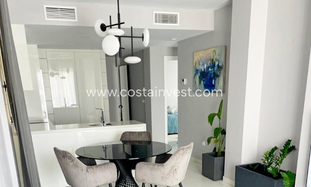 JÄLLEENMYYNTIKOHTEEMME - Huoneisto - Orihuela Costa - Villamartín