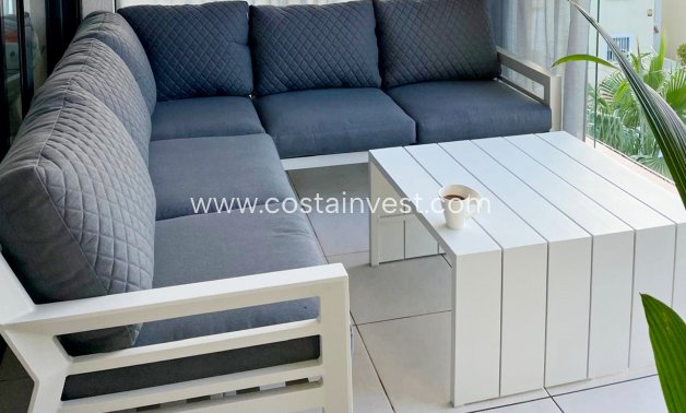 JÄLLEENMYYNTIKOHTEEMME - Huoneisto - Orihuela Costa - Villamartín